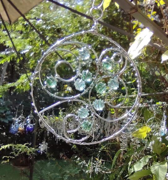 Suncatcher Mandala Modelo 1 em tons de verde