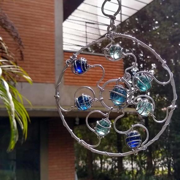 Suncatcher Mandala Raios em Tons de Azul