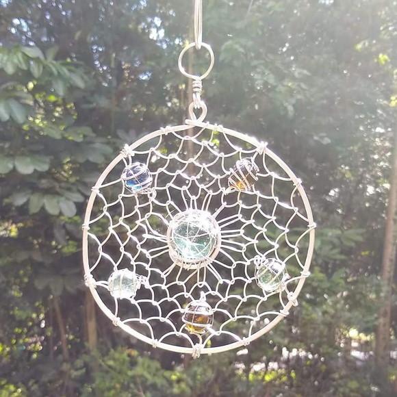 Suncatcher Mandala Trançada Multicolorida