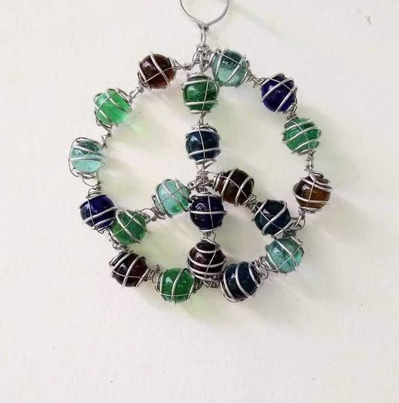Suncatcher Paz e Amor P multicolorido