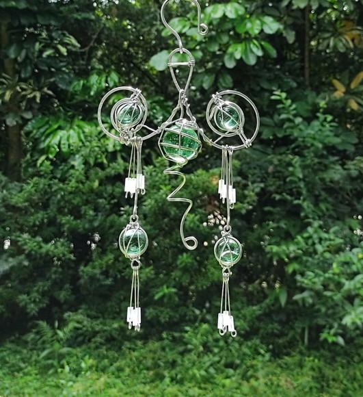 Suncatcher Oriental Verde em Alumínio