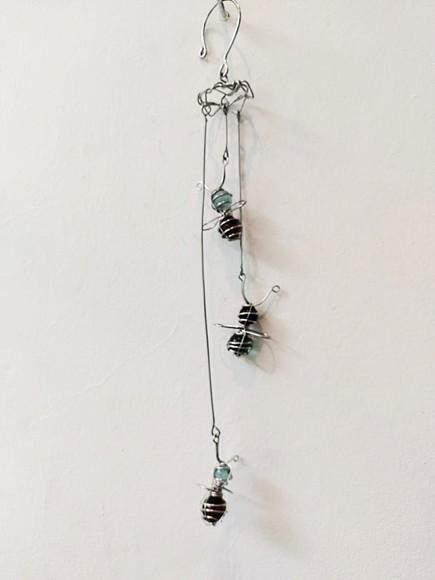 Suncatcher/móbile Abelhinhas Coloridas