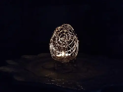 Luminária Ovo Irregular