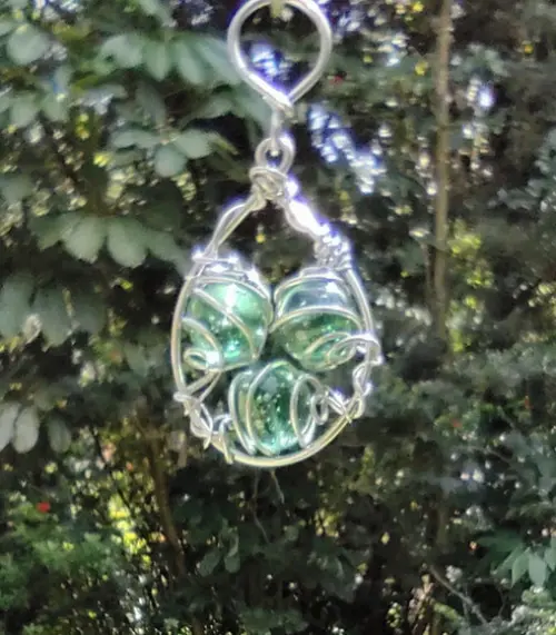 Mini Suncatcher Gotinha de Chuva Verde