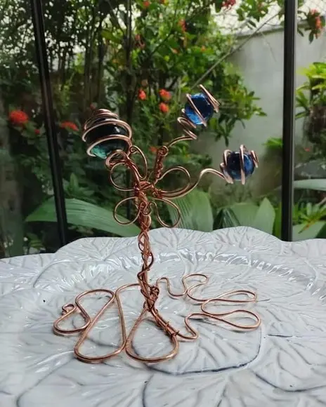 Suncatcher Arvorezinha de Mesa em Tons de Azul