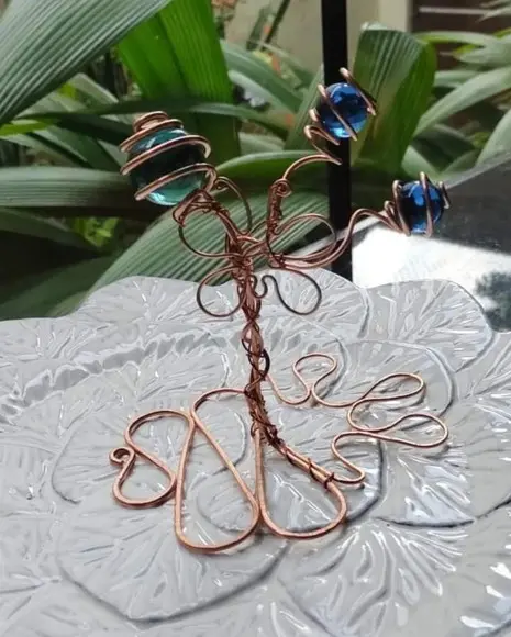 Suncatcher Arvorezinha de Mesa em Tons de Azul