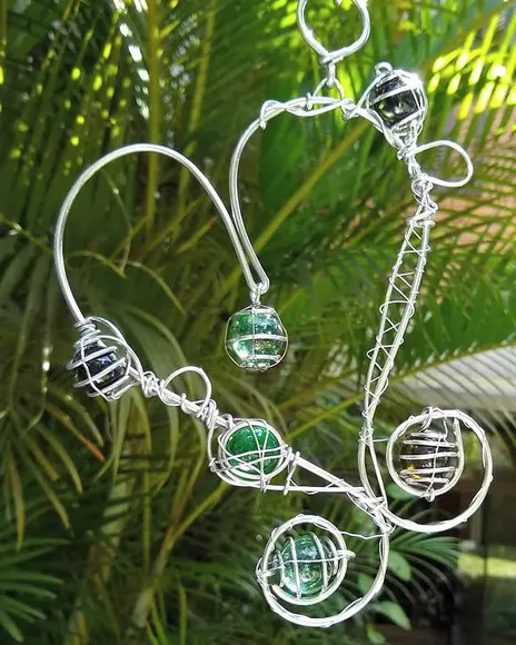 Suncatcher Coração Gauche Enrolado em tons de verde e âmbar