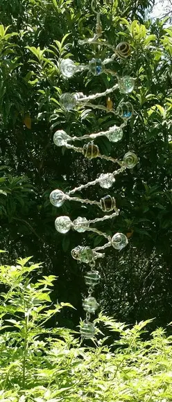 Suncatcher Espiral Dupla em Tons de Verde