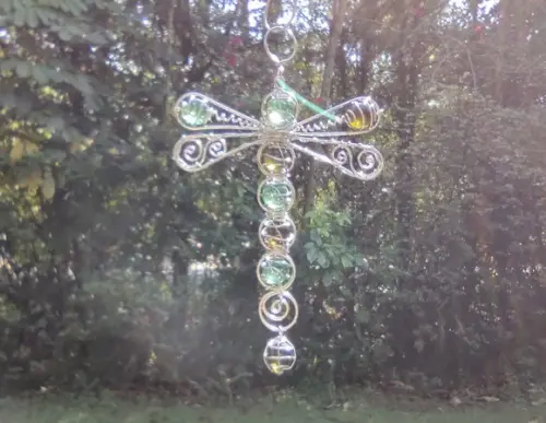 Suncatcher Libélula verde e âmbar