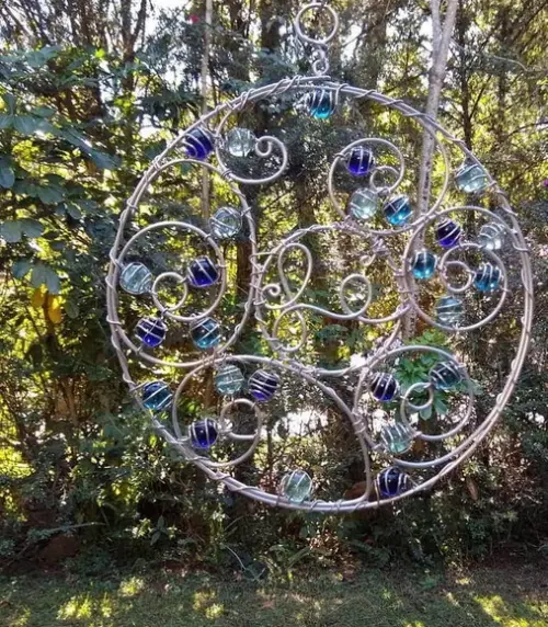 Suncatcher Mandala Fé em tons de azul