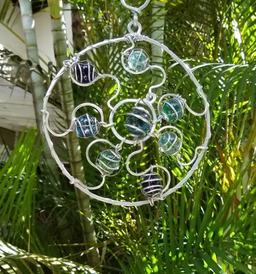 Suncatcher Mandala Raios em Tons de Azul