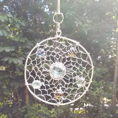 Suncatcher Mandala Trançada Multicolorida