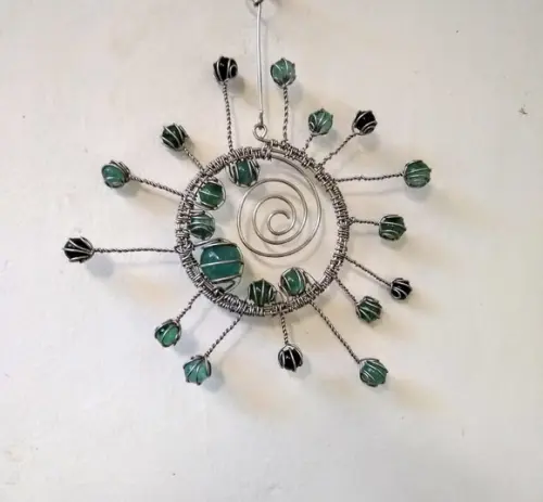 Suncatcher Segundo Sol P em Tons de Verde