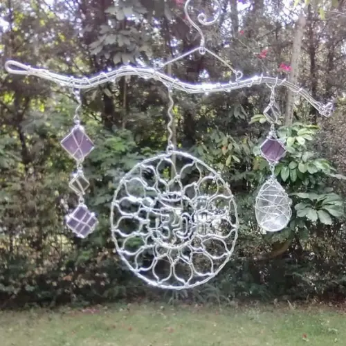 Suncatcher/móbile Om com Cristal e Pastilhas de Vidro