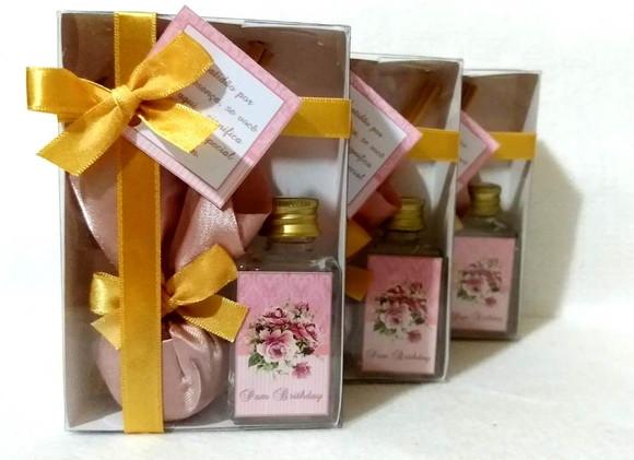 Kit Aromatizador + Sache Lembrancinha 15 Anos