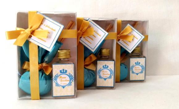 Kit Aromatizador + Sache Lembrancinha 15 Anos