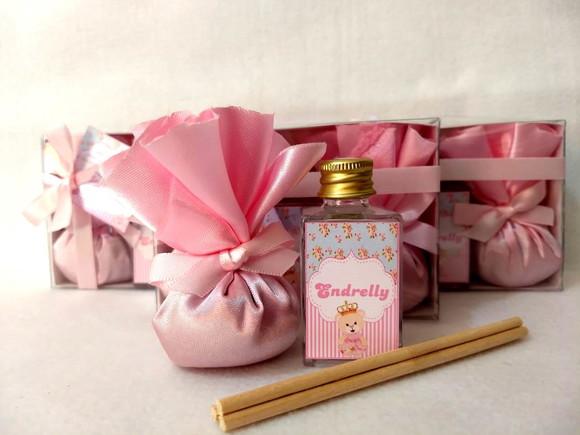 Kit Aromatizador 30 ml Mais 2 Saches Perfumados Nascimento