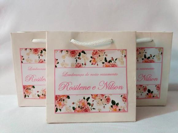 Kit Lembrancinha Noivado Hidratante Aromatizador Spray