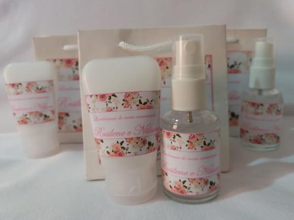 Kit Lembrancinha Noivado Hidratante Aromatizador Spray