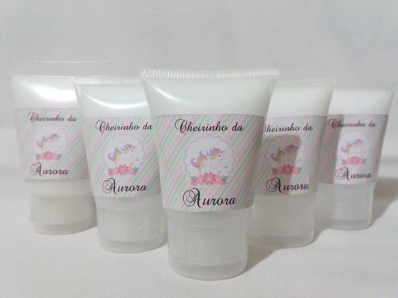 Lembrancinha Nascimento tema unicórnio hidratante 30 g