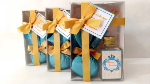 Kit Aromatizador + Sache Lembrancinha 15 Anos