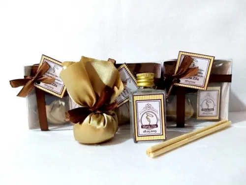 Kit Aromatizador + Sache Lembrancinha Aniversário