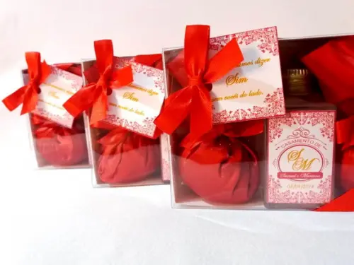 Kit Aromatizador 30 ml Mais 2 Saches Perfumados