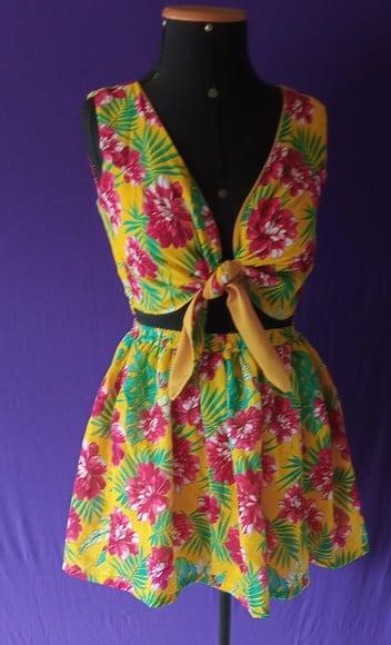 Saia + Top Cropped de Chita