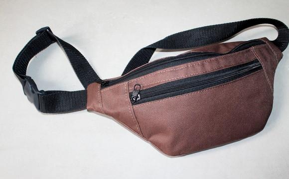 Pochete Marrom