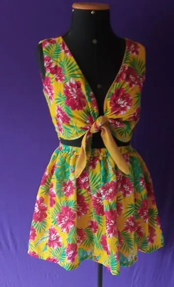 Saia + Top Cropped de Chita