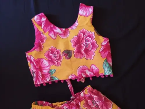 Saia Meio Gode Longa Infantil +top (estampa Esgotada)