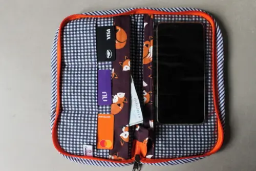 Carteira Porta celular com ziper raposa