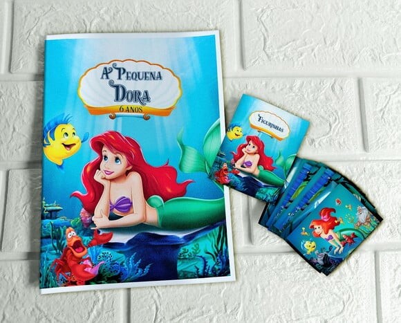 Álbum de Figurinhas a Pequena Sereia