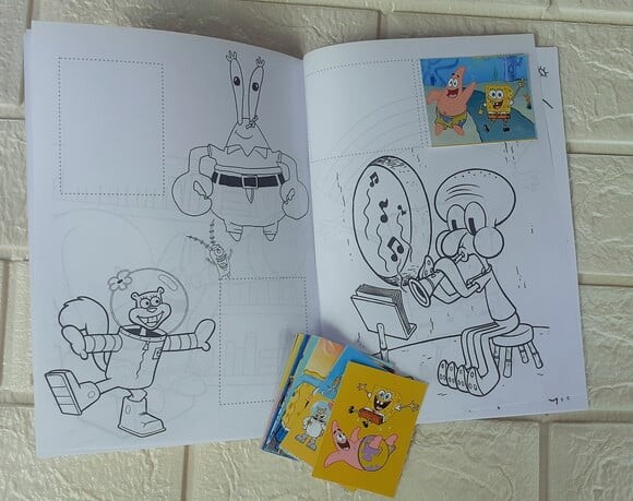 Álbum de Figurinhas Bob Esponja