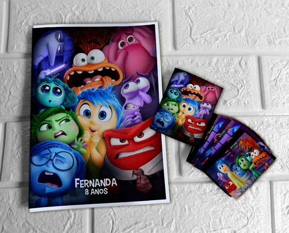 Álbum de Figurinhas Divertida Mente 2