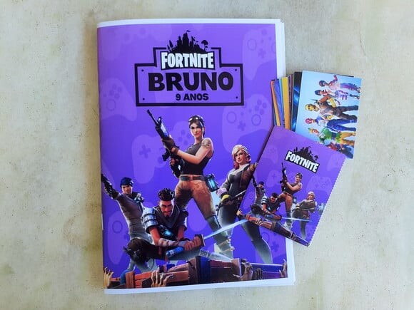 Álbum de Figurinhas Fortnite