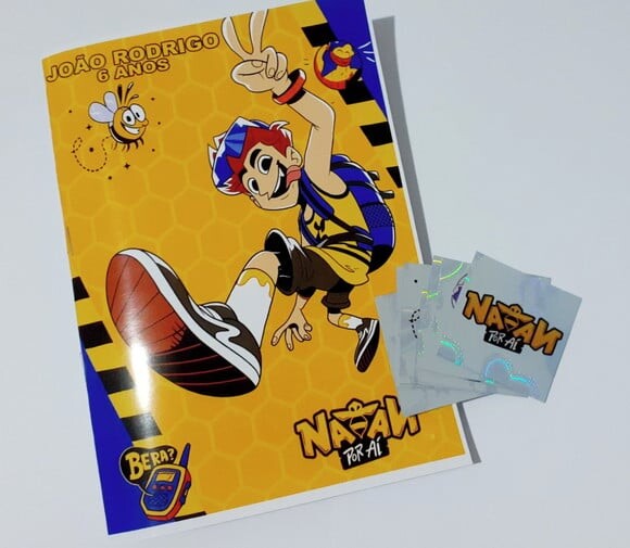 Álbum de Figurinhas Metalizadas Natan Por Aí