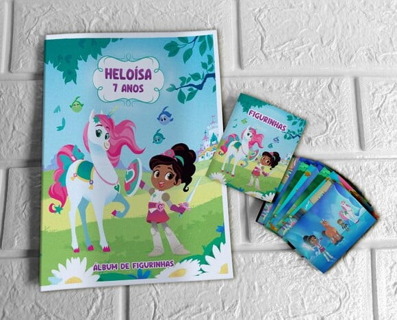 Álbum de Figurinhas Nella Uma Princesa Corajosa