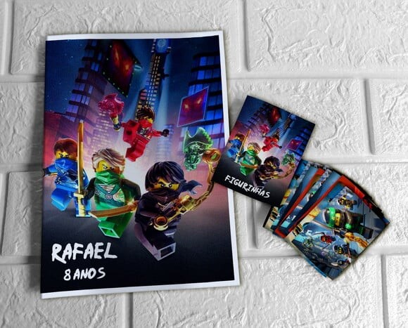 Álbum de Figurinhas Ninjago