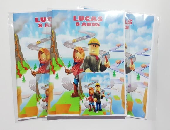 Álbum de Figurinhas Roblox