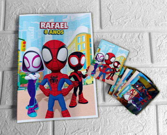 Álbum de Figurinhas Spidey e Seus Amigos Espetaculares