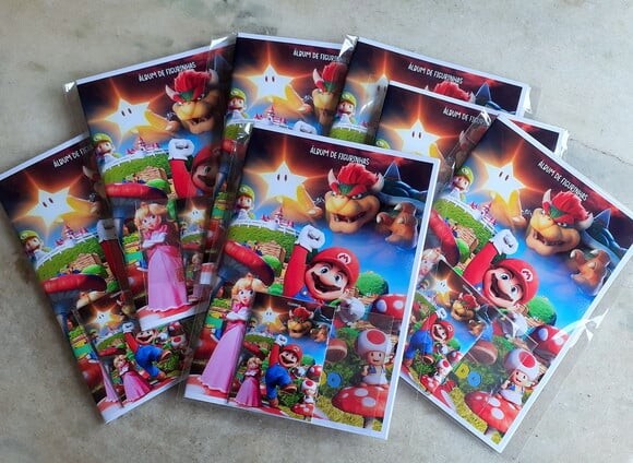 Álbum de Figurinhas Super Mario Bros