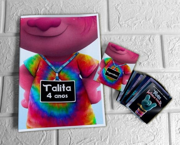 Álbum de Figurinhas Trolls World Tour