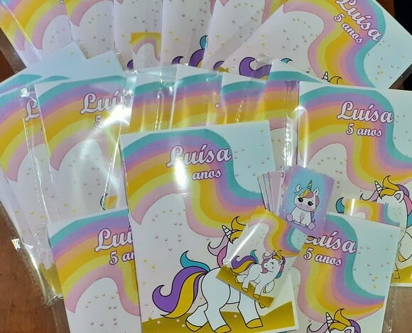 Álbum de Figurinhas Unicórnio