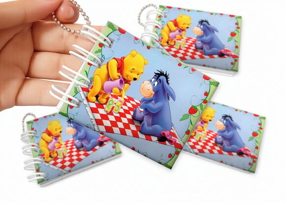 Mini Livro de Colorir 6x8cm Ursinho Pooh