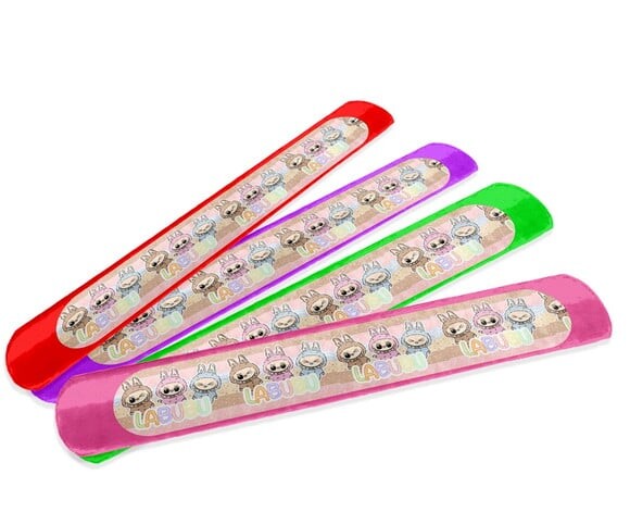 Pulseira Bate Enrola Labubu