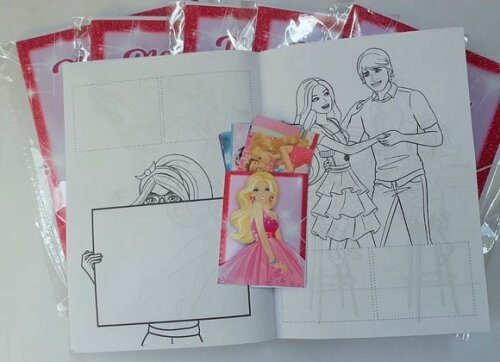 Álbum de Figurinhas Barbie