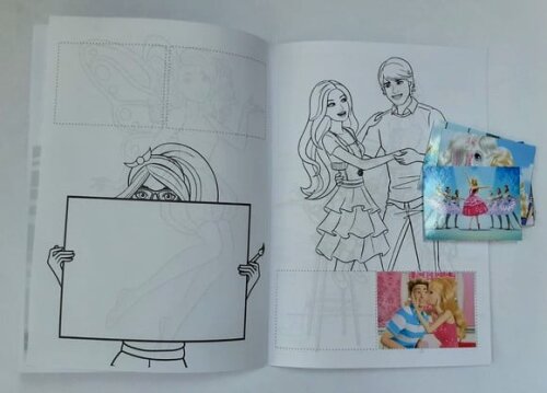 Álbum de Figurinhas Barbie