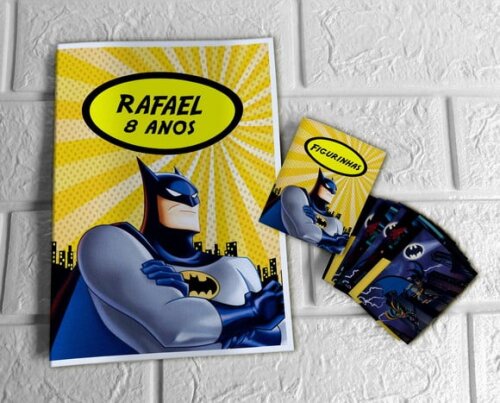 Álbum de Figurinhas Batman
