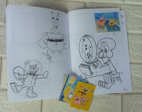 Álbum de Figurinhas Bob Esponja